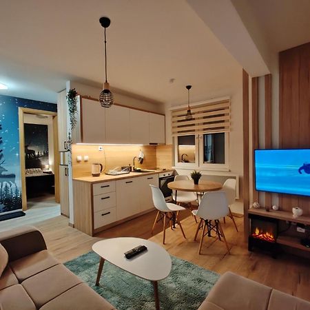 Mons Apartments ยาโฮรินา ภายนอก รูปภาพ